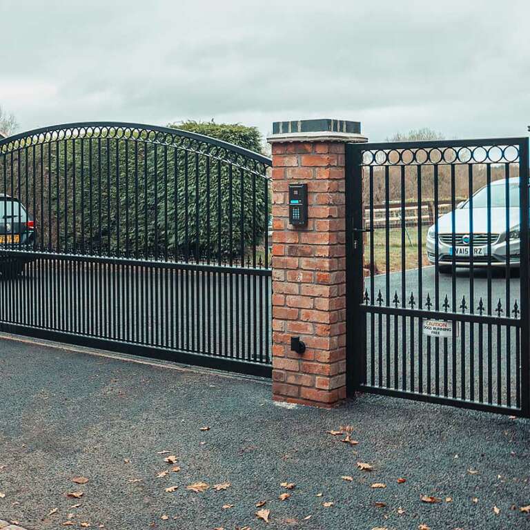 Electric driveway gates – Things to think about
